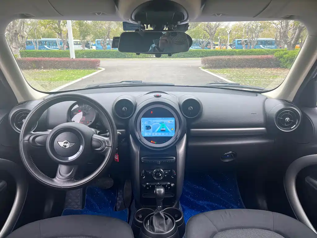 MINI COUNTRYMAN 1.6 L ONE