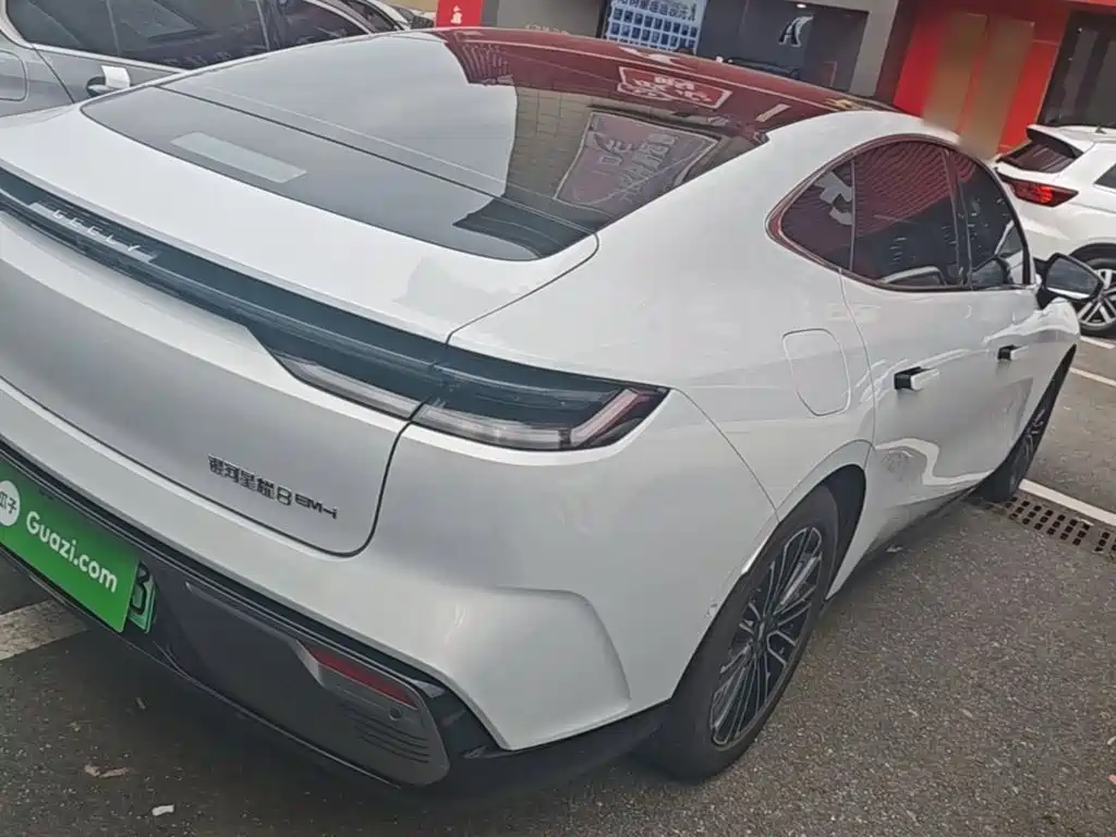 Galaxy Xingyao 8 130 km EM-i Premium
