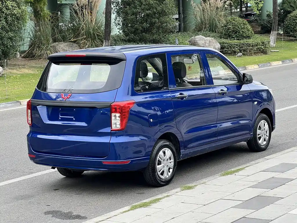 Wuling Hongguang 1.5 L S Basic CN-VI LAR