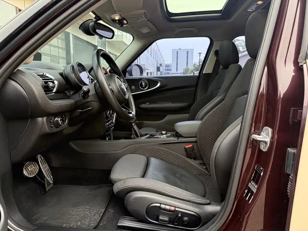 MINI CLUBMAN Facelift 1.5 T COOPER Geek