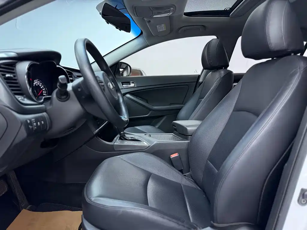 Kia K5 起亚K5 2014款 2.0 L 自动GLS