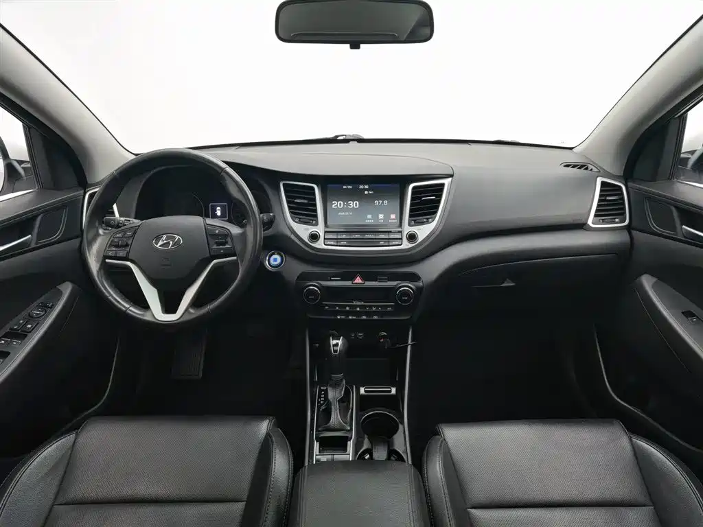 Tucson 1.6 T DCT 2 WD 15 Anniversary Special Edition