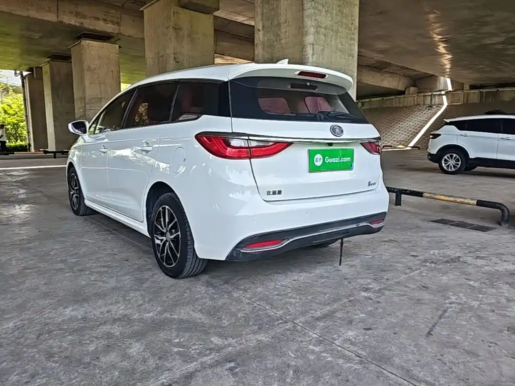 Song MAX 1.5 T Auto Connected Elite 7-seat