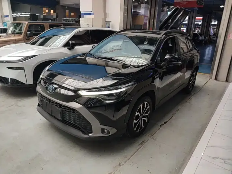 Toyota Frontlander 2.0 L Smart e-Hybrid Dual Engine Distinguished