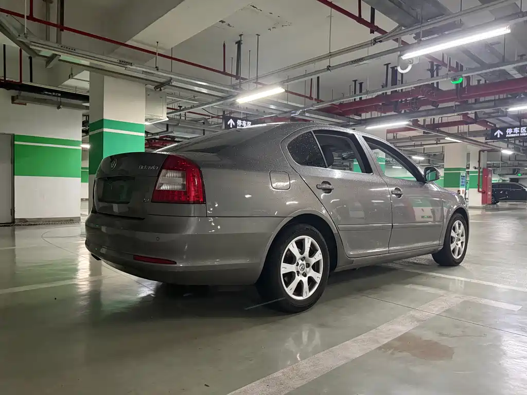 Octavia 明锐 2013款 2.0 L 自动逸杰版