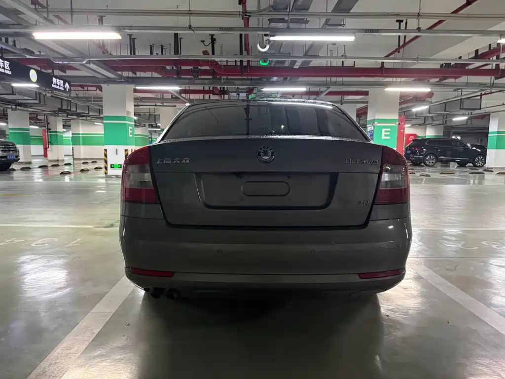 Octavia 明锐 2013款 2.0 L 自动逸杰版