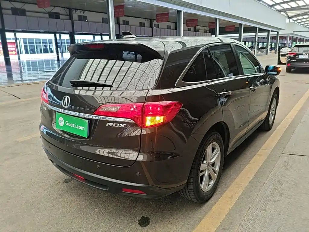 Acura RDX (Import) 3.0 L 2 WD Elite