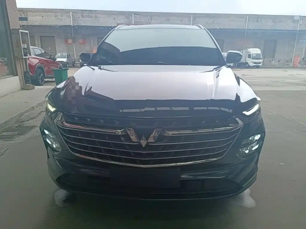 Wuling Victory 1.5 T CVT Flagship
