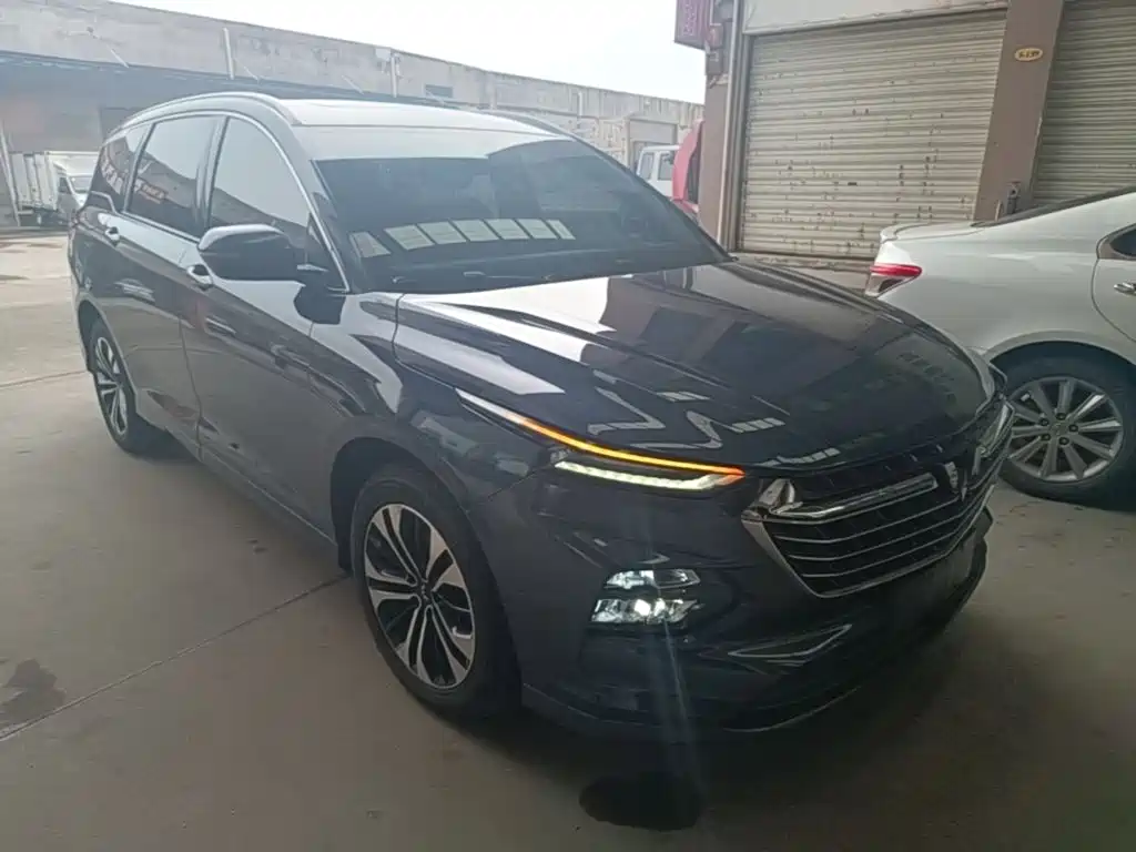 Wuling Victory 1.5 T CVT Flagship