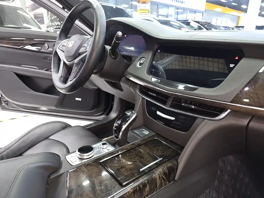 Cadillac CT6 28 T Luxury Sport