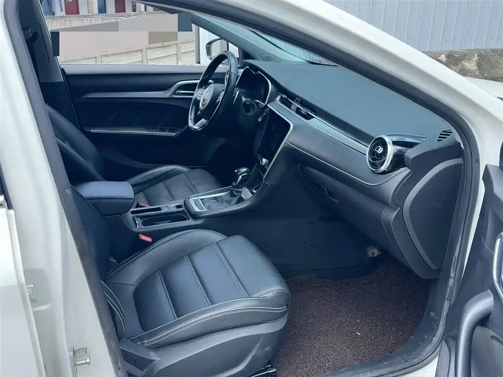 MG6 20 T Auto Luxury Connected CN-V