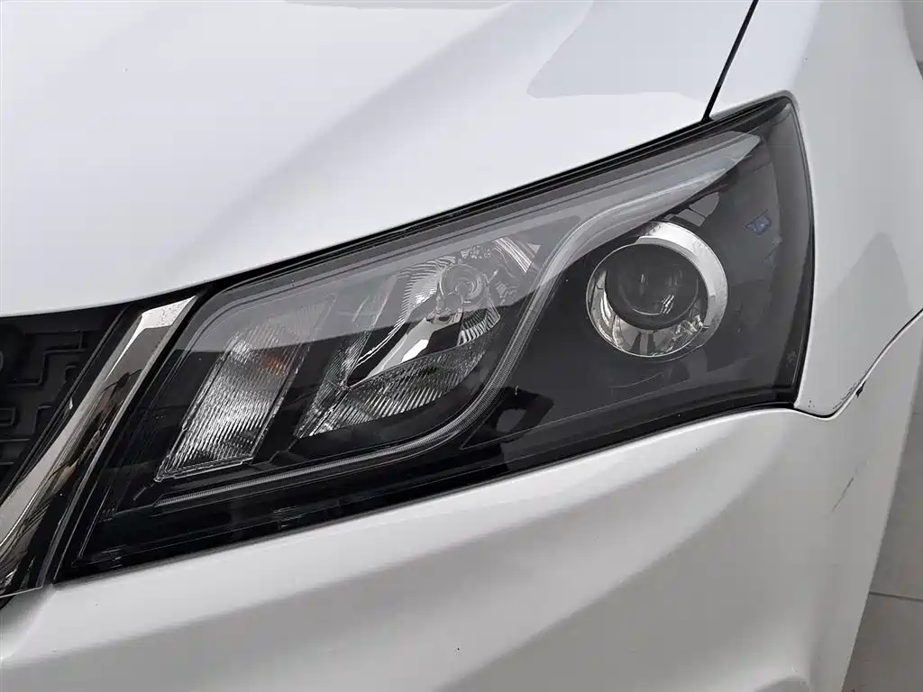 Emgrand Sedan Million 1.5 L Manual Upward