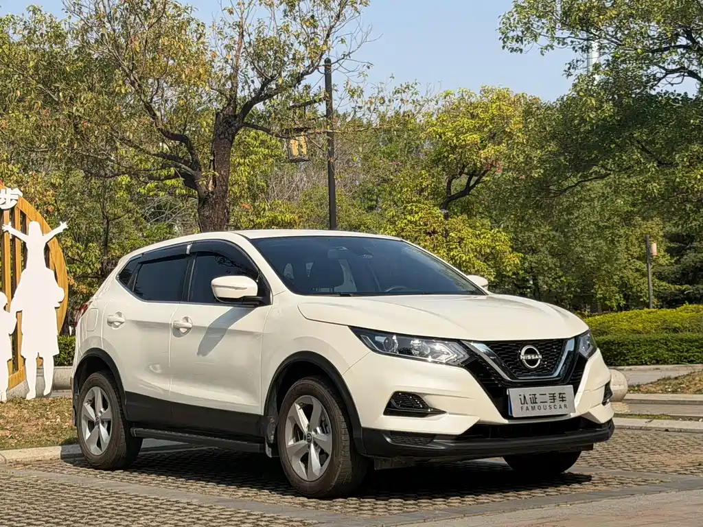 Qashqai Classic 2.0 L CVT XV Comfort