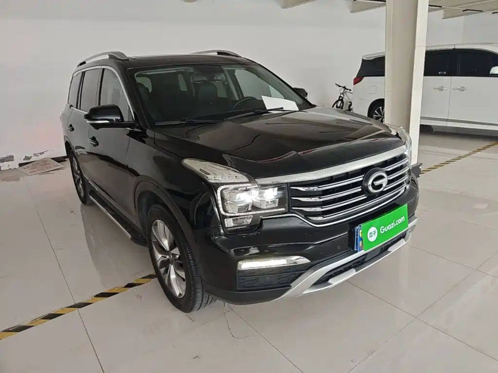 GAC Trumpchi GS8 320 T 2 WD Luxury Connected (7-seat)