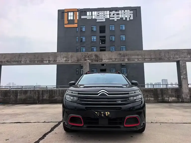Citroën C5 Aircross 380 THP Luxury