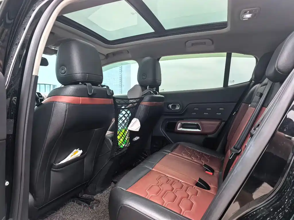 C5 Aircross 380 THP Luxury