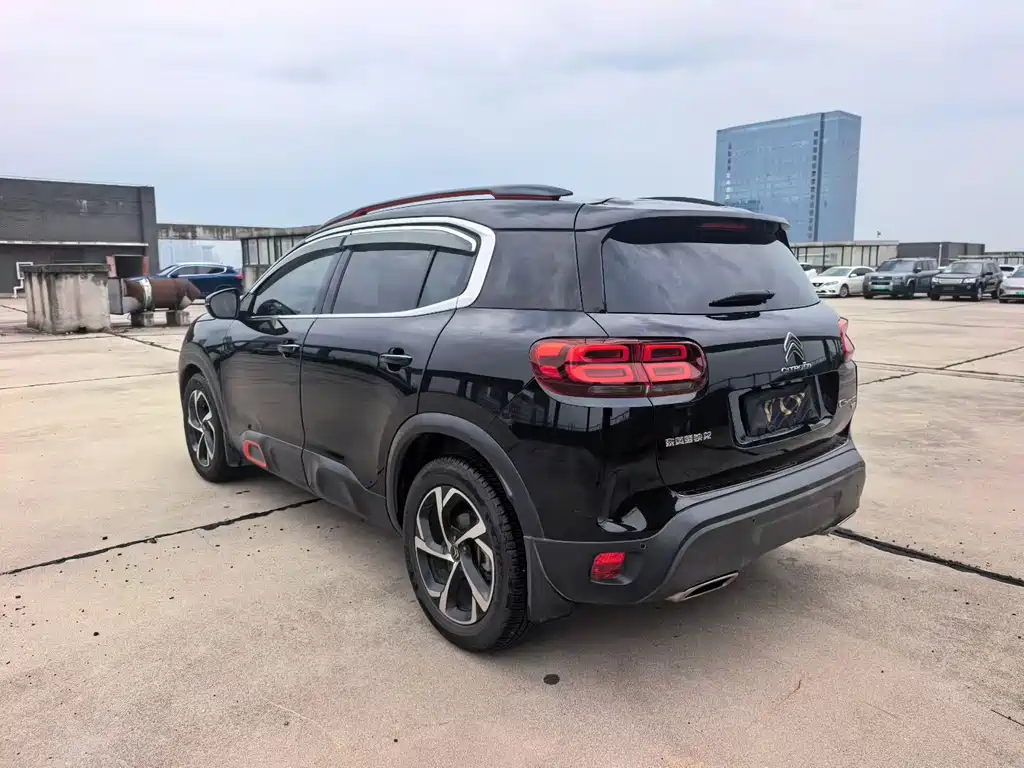 C5 Aircross 380 THP Luxury