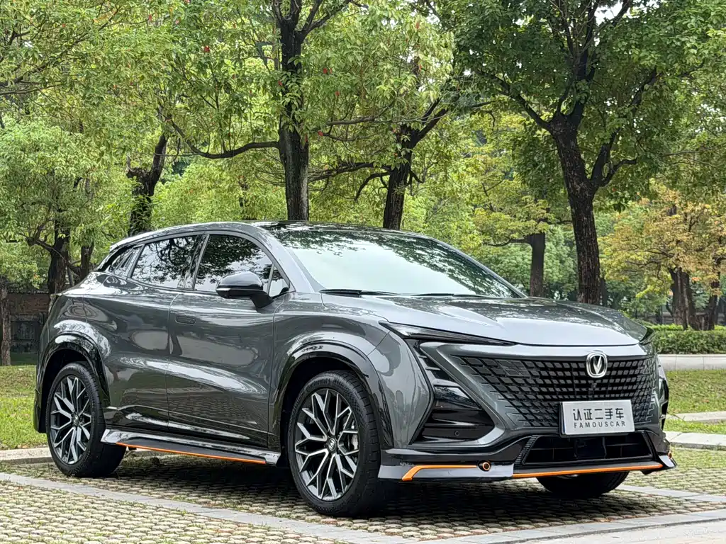 Changan UNI-T 1.5 T Sport Distinguished