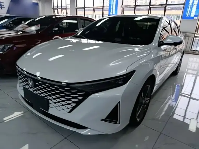 Changan Ruicheng PLUS 1.5 T DCT Distinguished