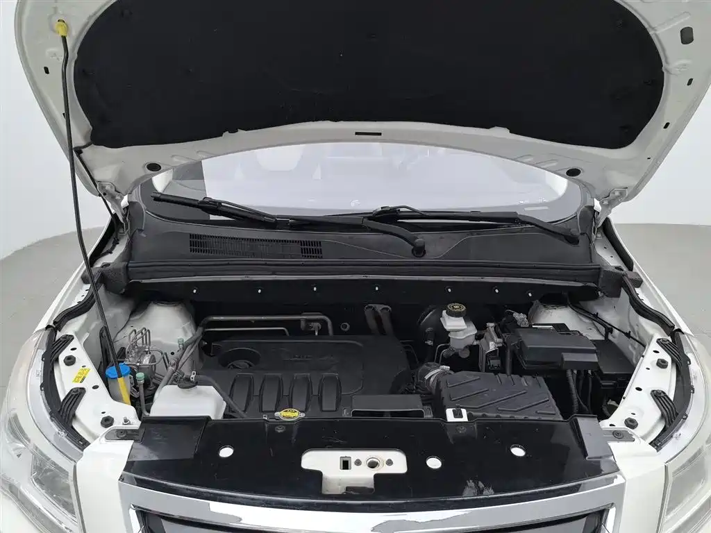 BAIC Weiwang M60 北汽威旺M60 2017款 1.5 L 手动铂金版