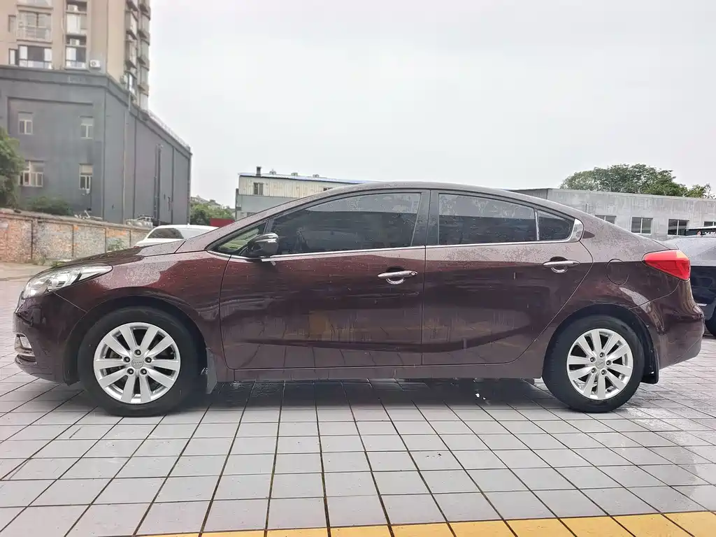Kia K3 1.6 L Auto GLS