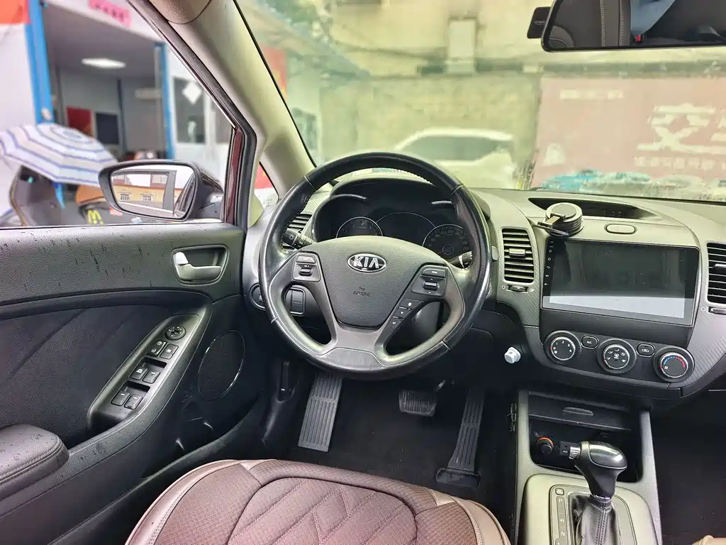 Kia K3 1.6 L Auto GLS
