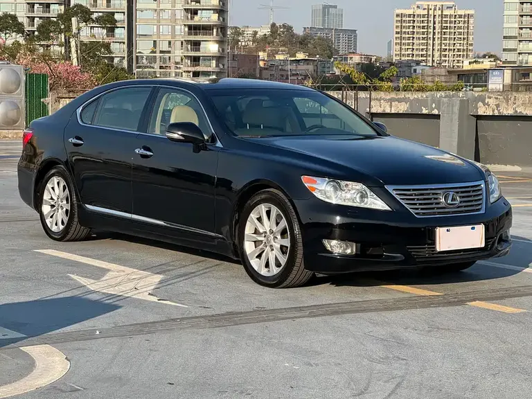 Lexus LS 460 L Luxury