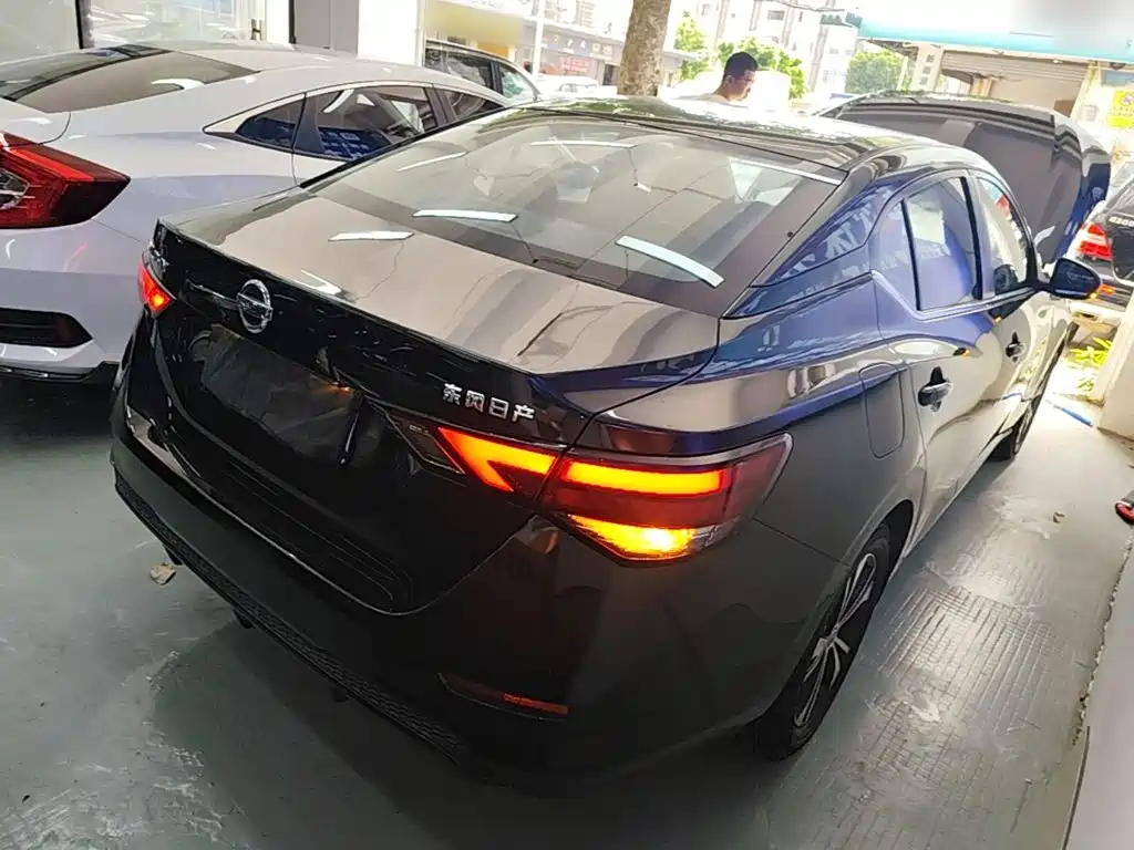 Sylphy 1.6 L XL CVT Joy