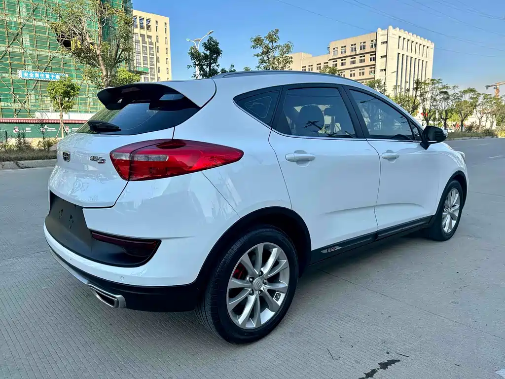 Emgrand GS 帝豪GS 2016款 优雅版 1.8 L 手动风尚型