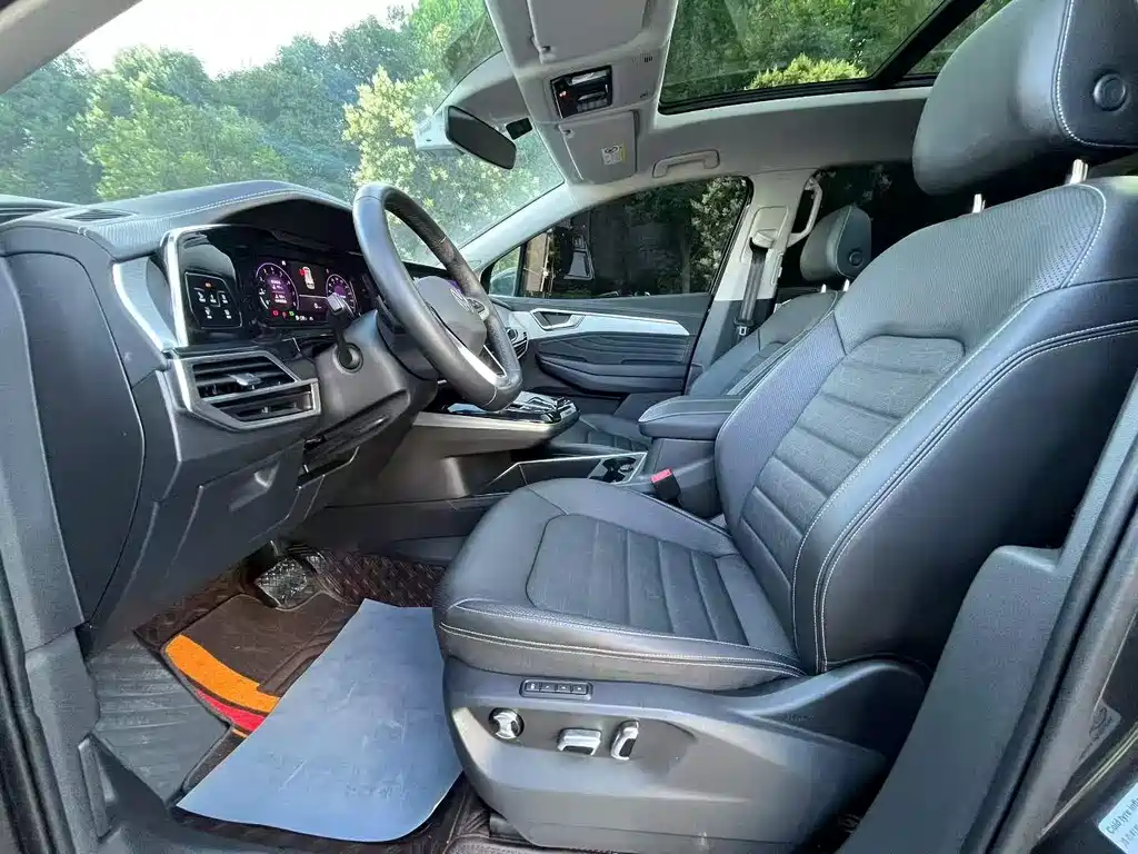 Talagon 380 TSI 4 WD Luxury Premium Realm Pro