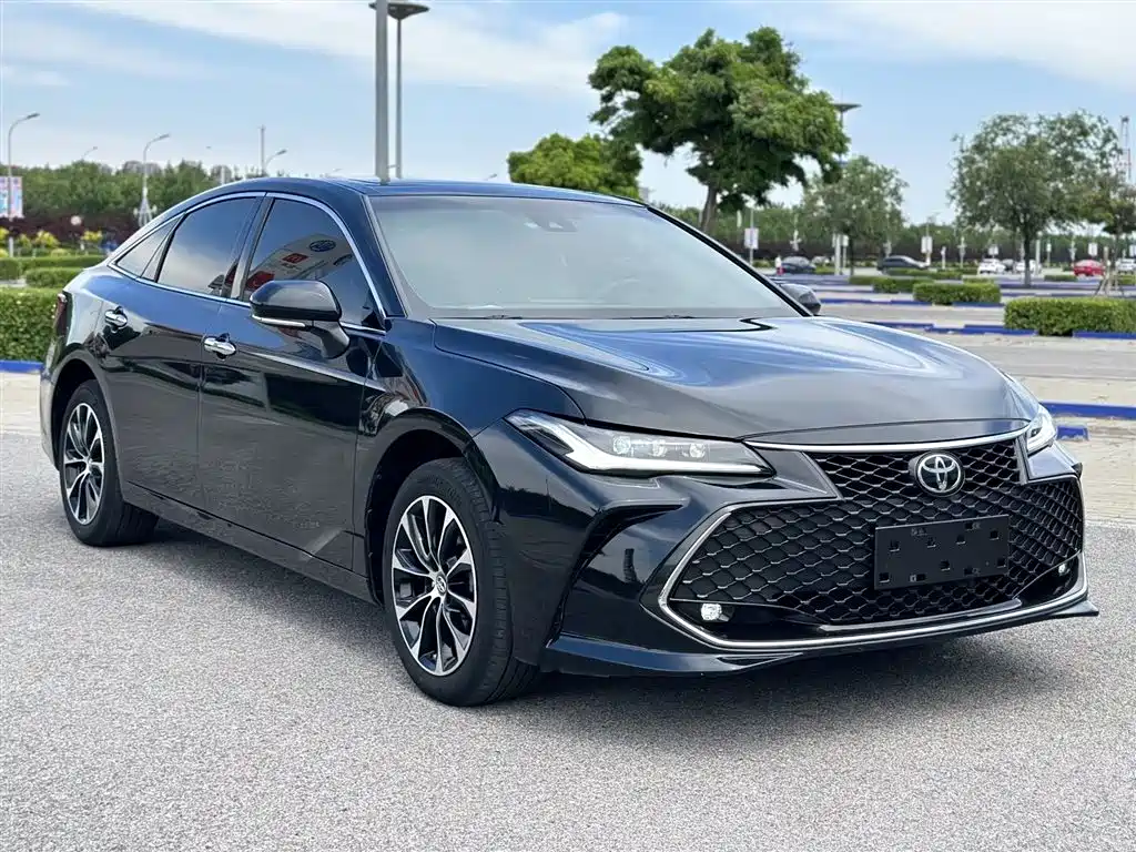 Avalon 2.5 L Luxury