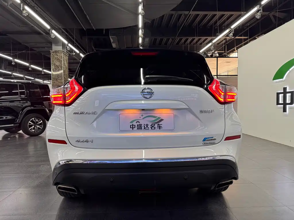 Murano 楼兰 2017款 2.5 S/C HEV XL 四驱混动尊贵版