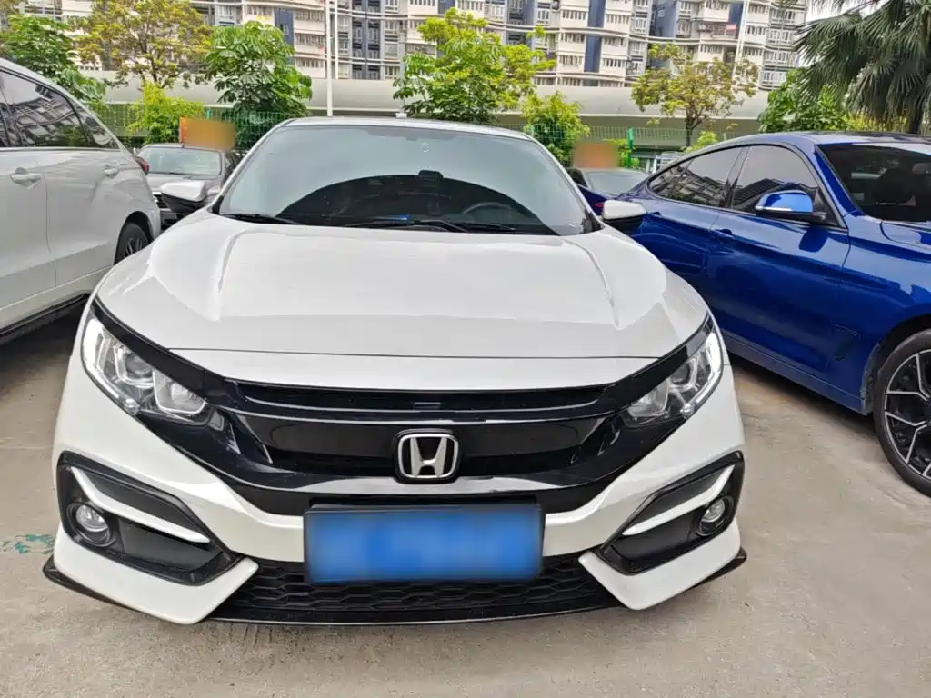 Civic HATCHBACK 220 TURBO CVT New Sharp Control