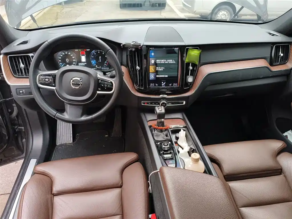 Volvo XC60 T5 4 WD Smart Vision Luxury