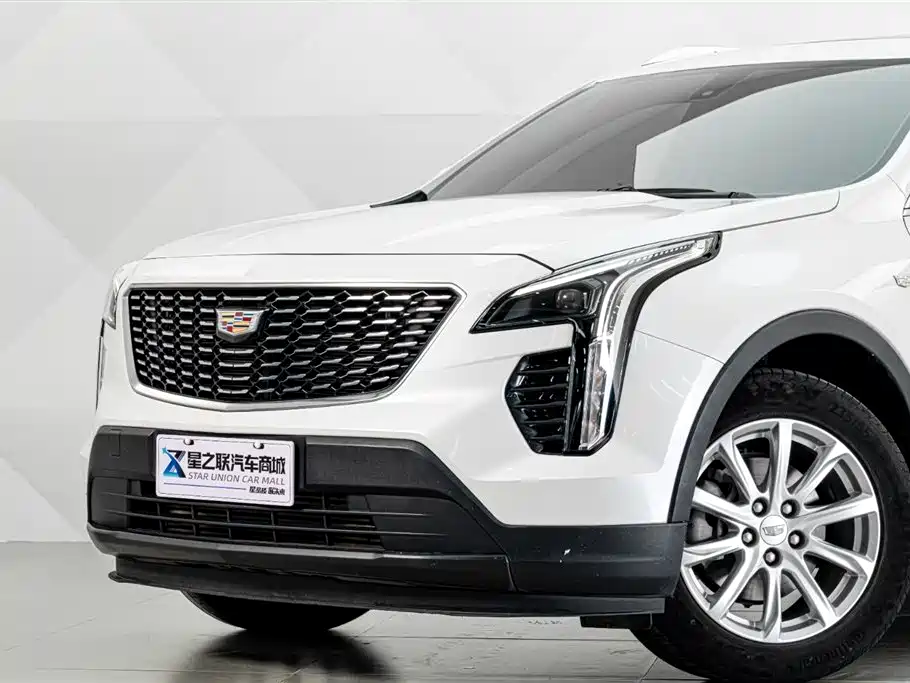 Cadillac XT4 Facelift 28 T 2 WD Tech