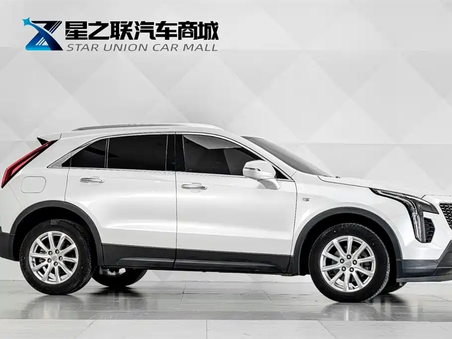 Cadillac XT4 Facelift 28 T 2 WD Tech