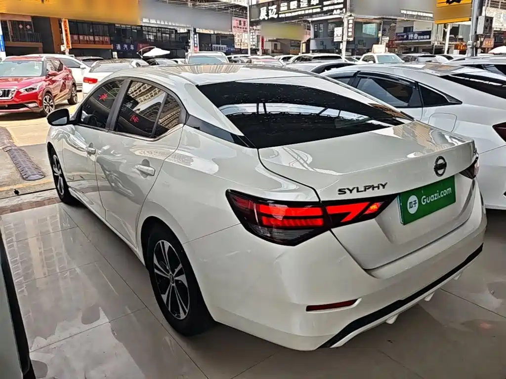 Sylphy 1.6 L XL CVT Joy