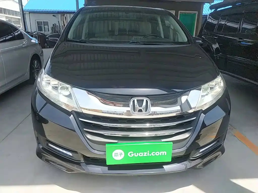 Odyssey Facelift 2.4 L Smart Enjoyment