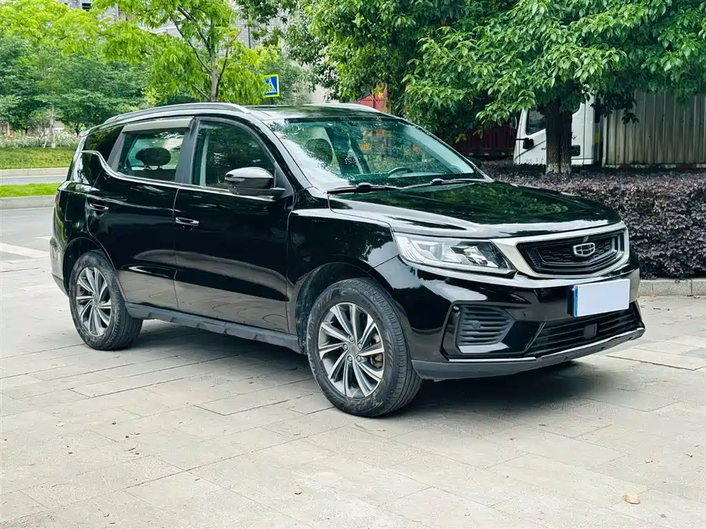 Vision X6 1.4 T CVT Distinguished