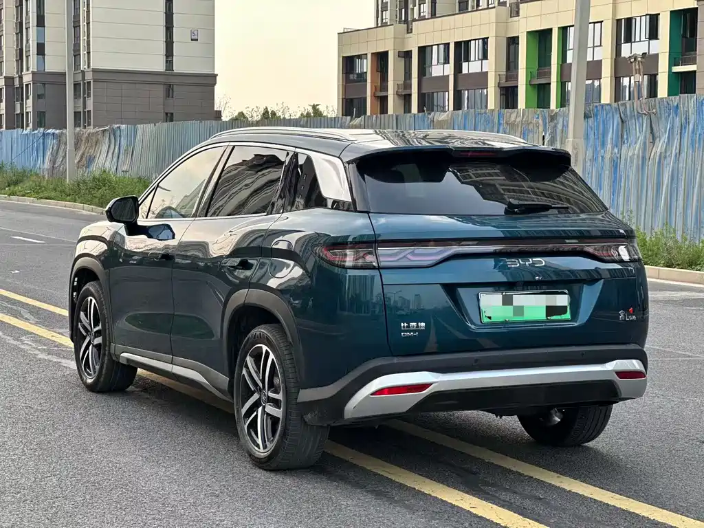 Song L DM-i Smart Drive 112 km Transcend