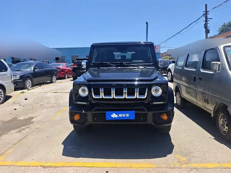 Baic Beijing Offroad BJ80 2.3 T Auto Army Day 90 Anniversary
