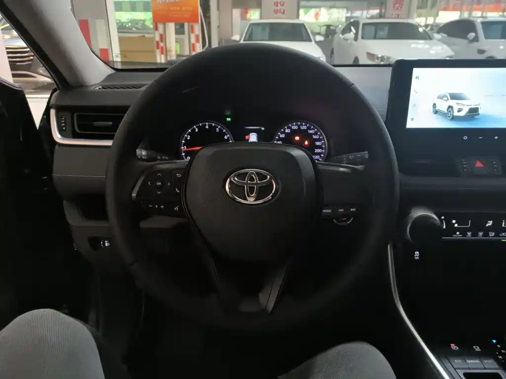Wildlander 2.0 L CVT 2 WD Leading