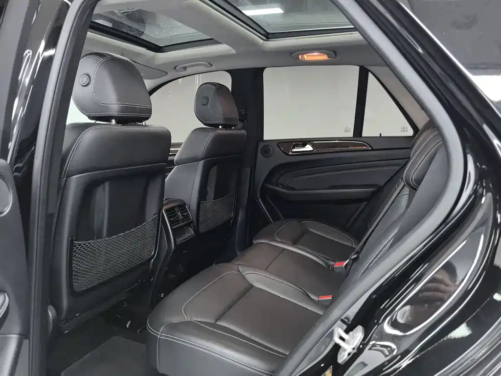 Mercedes-Benz M-Class ML 400 4 MATIC Dynamic