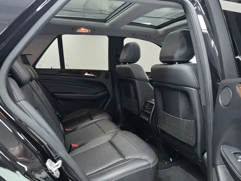 Mercedes-Benz M-Class ML 400 4 MATIC Dynamic