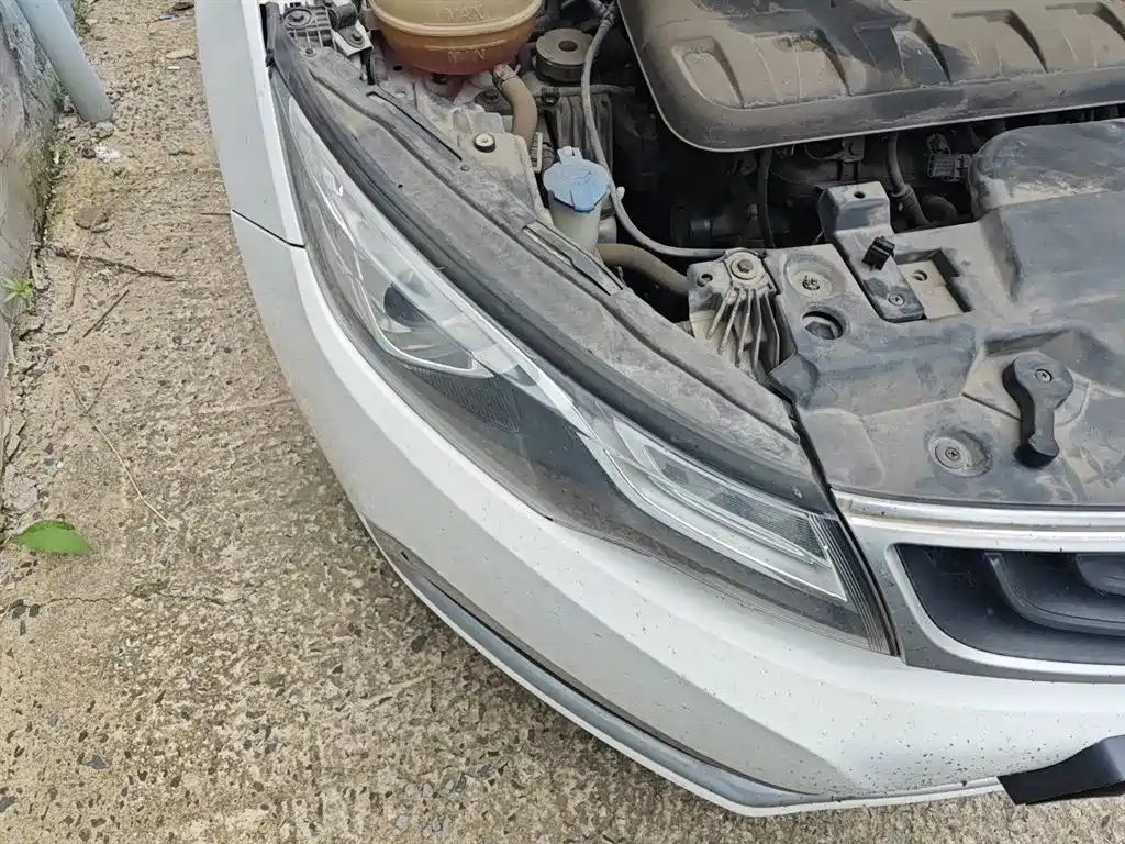 Emgrand GL 1.3 T Manual Elite