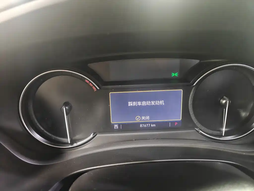 Cadillac XT4 28 T 2 WD Leading
