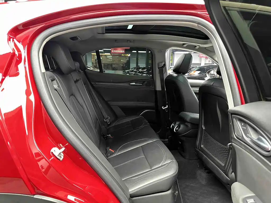 Stelvio 2.0 T 200 HP Elite