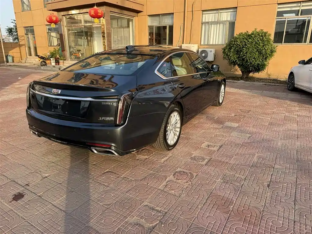 Cadillac CT6 28 T Style