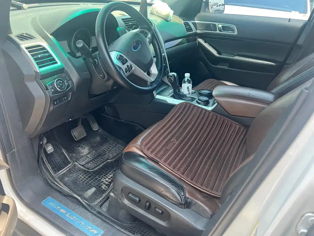 Explorer (Import) 3.5 L Premium