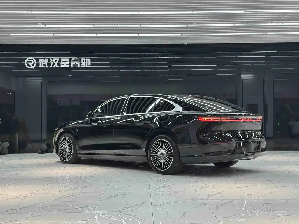 Voyah Zhuiguang L 4 WD Ultra